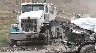 Authorities Investigate Semi-Truck, Pickup Crash Near Pyramid Lake