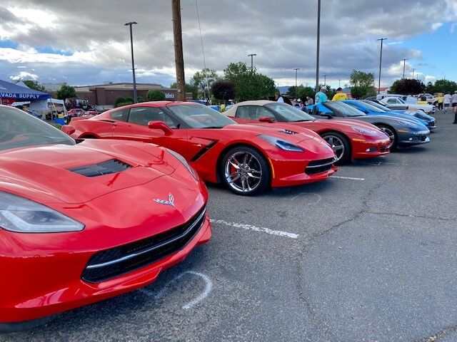 Cops and Burgers 2022 1.jpg