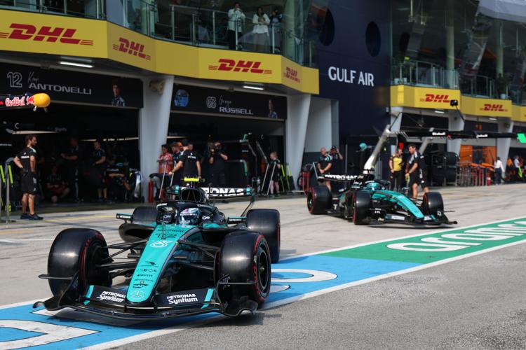 Bahrain F1 GP in Malaysia Auto Racing