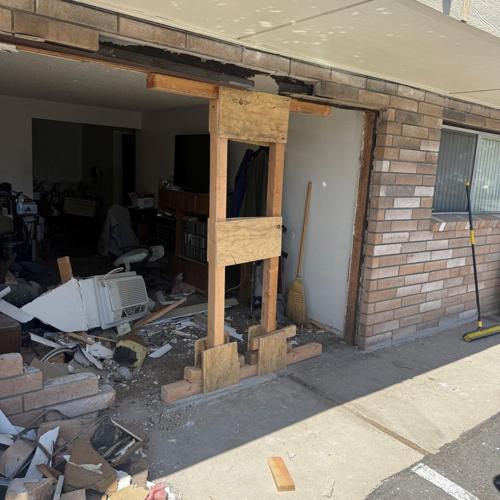 carson apartment crash 4.jpg