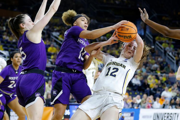NCAA Holy Cross Michigan Basketball