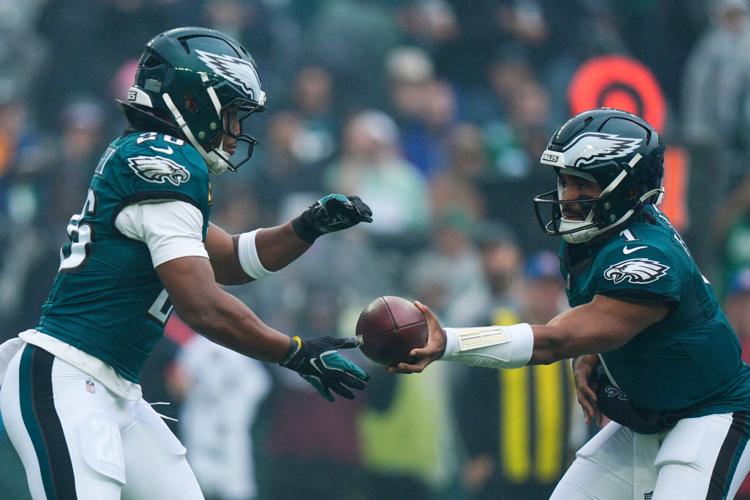 Rams Eagles Football