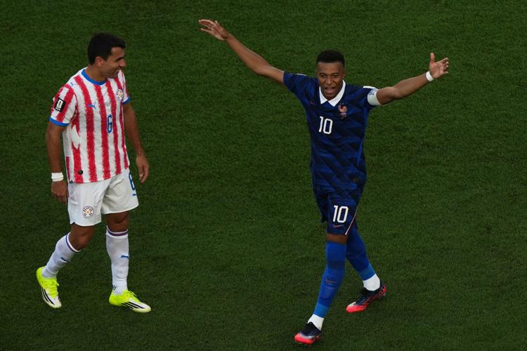 Paraguay France WCup Soccer