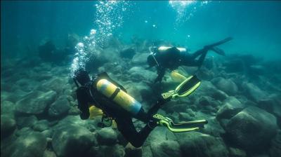 Clean Up The Lake scuba Project Removes Trash From over 72 miles of Lake Tahoe