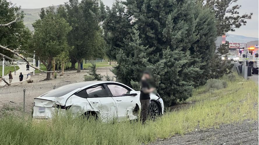 Crash on I80 Near Sparks Marina 1.jpg