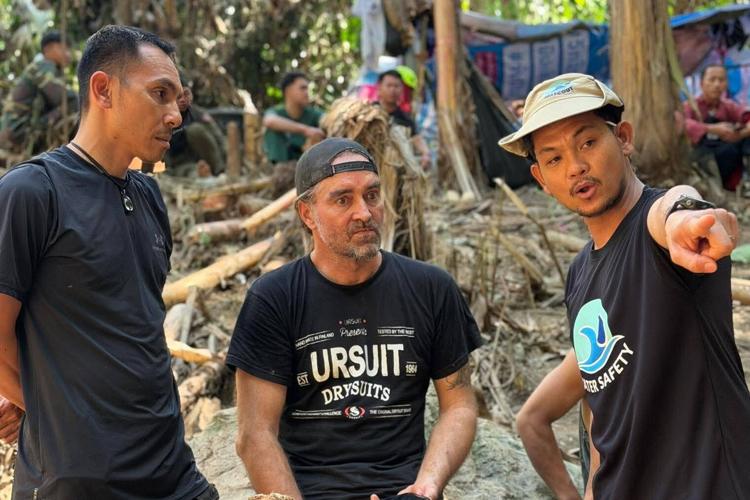 Laos Cave Rescue