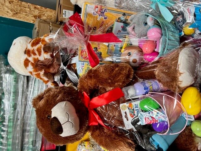 2022 easter bag donation 3.jpg