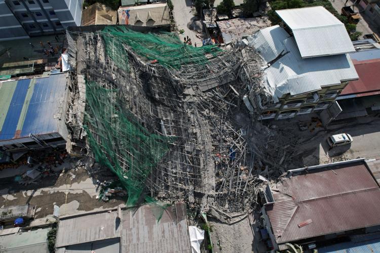 APTOPIX Philippines Building Collapse