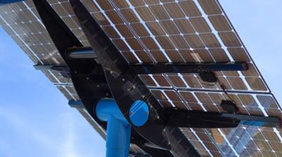 School Solar Panels Turn sunshine Into Classroom Computers