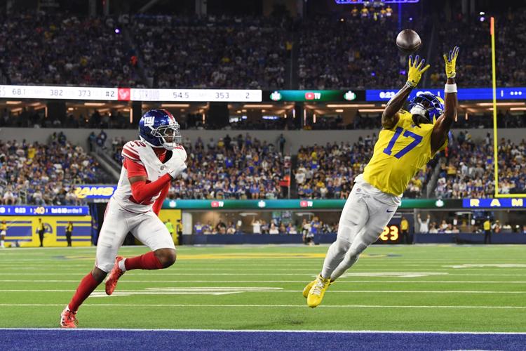 APTOPIX Giants Rams Football