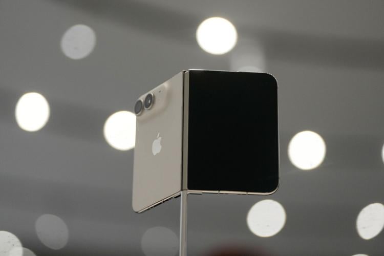 Apple iPhone