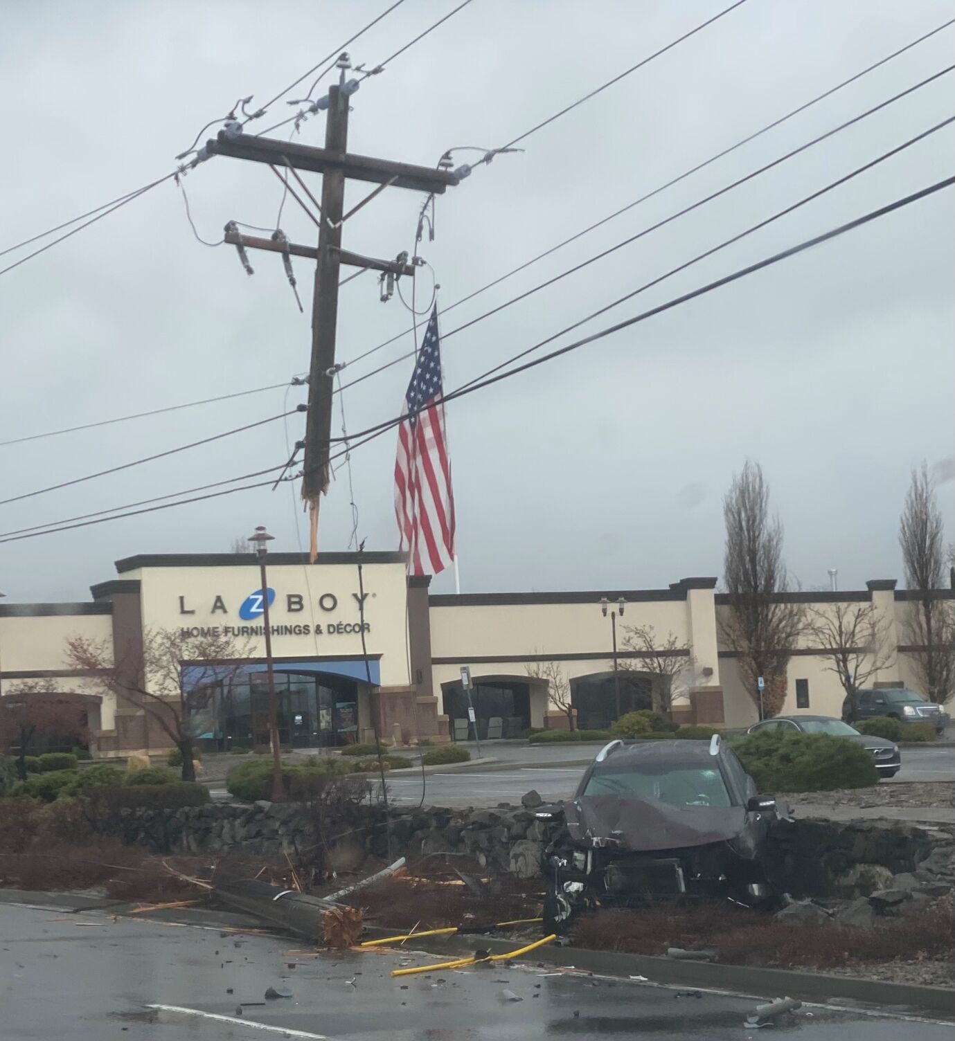 power pole crash 2.jpg
