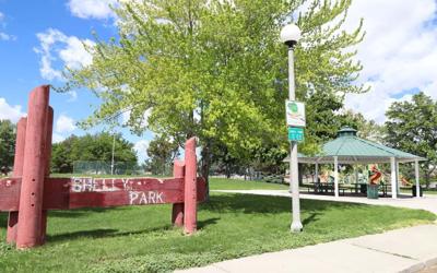 Shelly Park sign