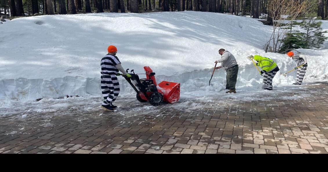 Inmate Work Crew Helps Clear Snow at Galena Creek Park News