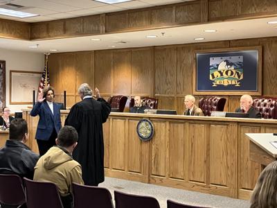 Commissioner Hendrix Sworn 2.16.23 (002).jpg