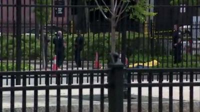 Navy Parachutist Dies During Demonstration Over Hudson River