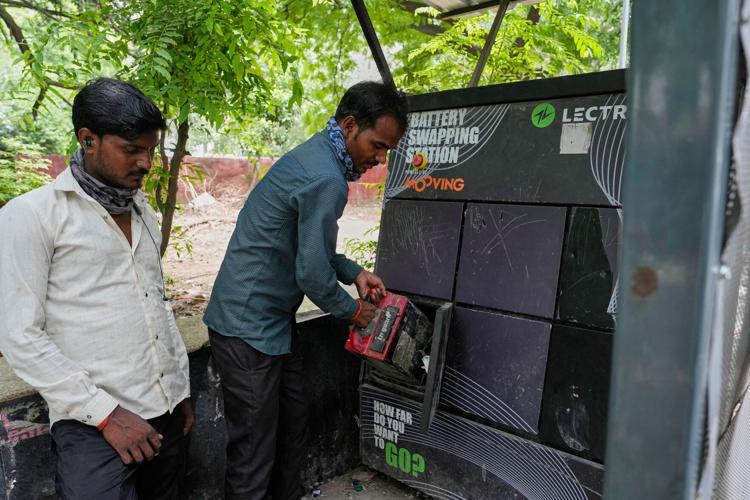 Climate Delhi Electric Vehicles