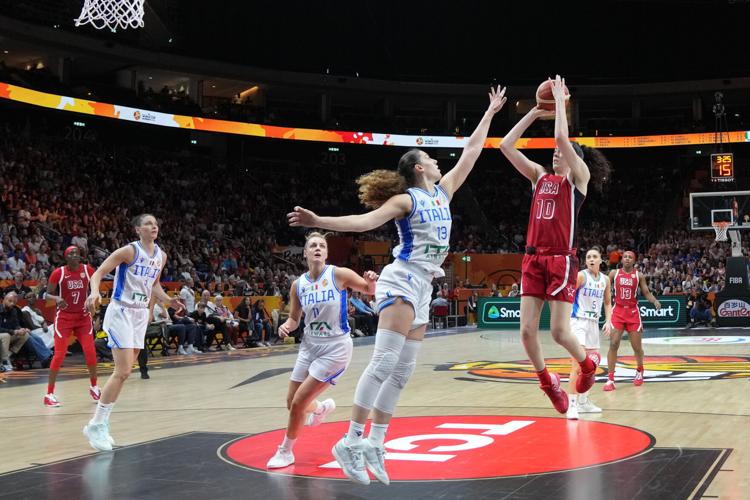 WCup United States Italy Basketball