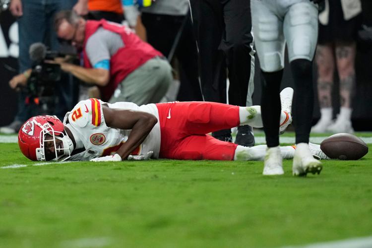 Chiefs Raiders Football