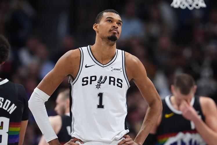 Spurs Nuggets Basketball