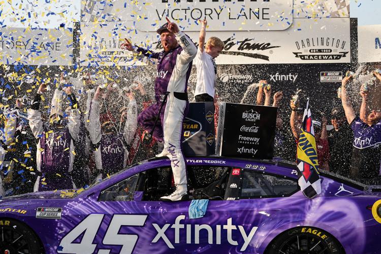 NASCAR Darlington Auto Racing