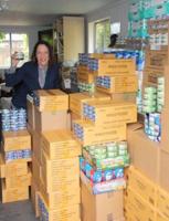 "Run on Tuna" Collecting Cans of Fish for Food Bank