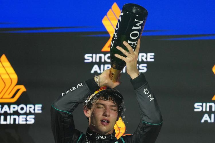 Singapore F1 GP Auto Racing