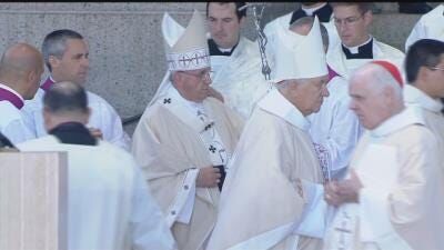 Pope Francis Canonizes 18th-Century Missionary During Mass