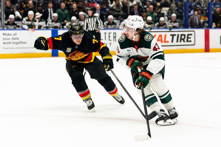 Wild Canucks Hockey