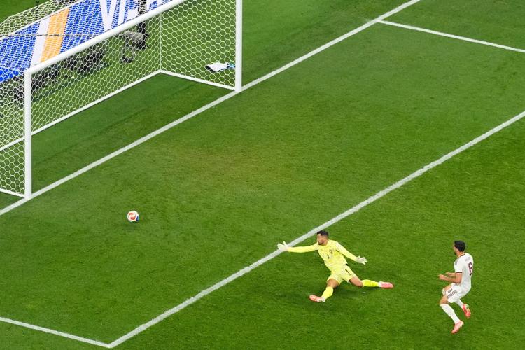 APTOPIX Spain Portugal WCup Soccer