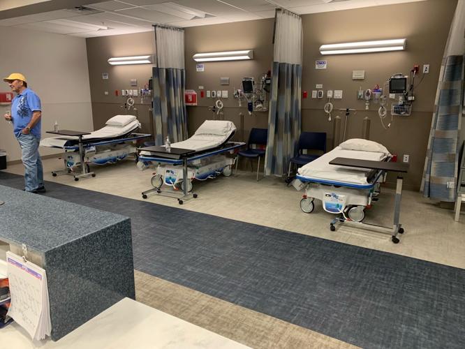 surgical ribbon cutting 2.jpg