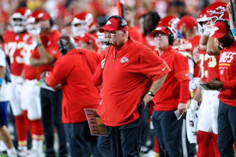 Broncos Chiefs Football