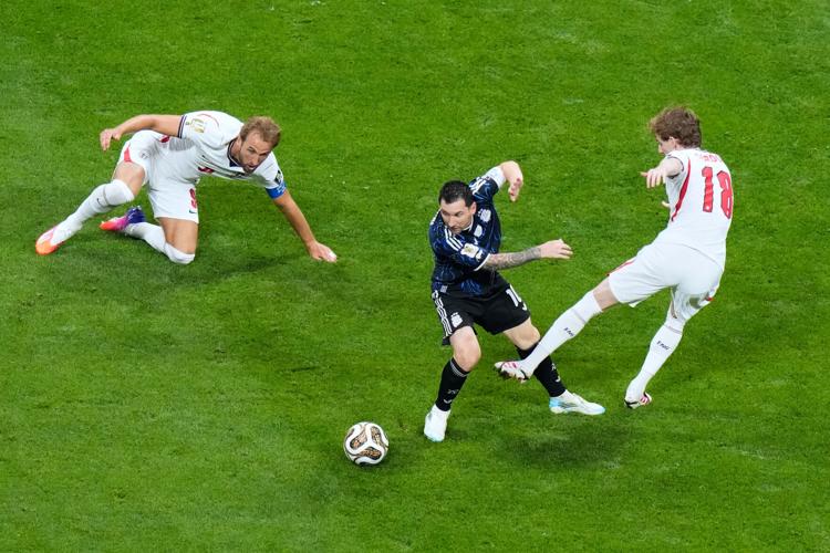 Messi Retires Argentina