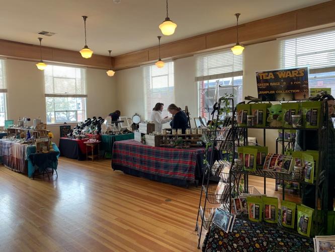 holiday craft fair 3.jpg