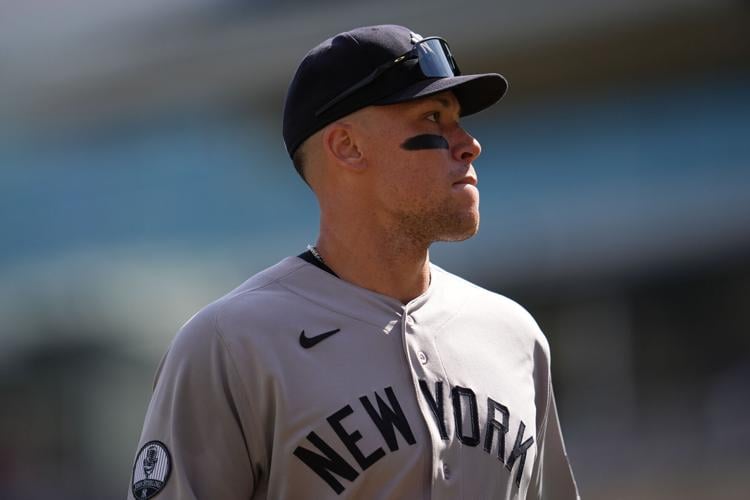 Yankees Twins Baseball