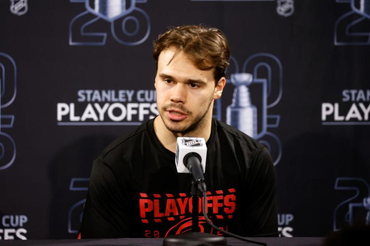 Flyers Hurricanes Hockey