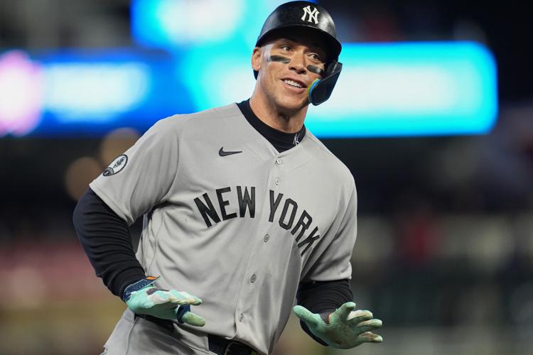 Yankees Twins Baseball