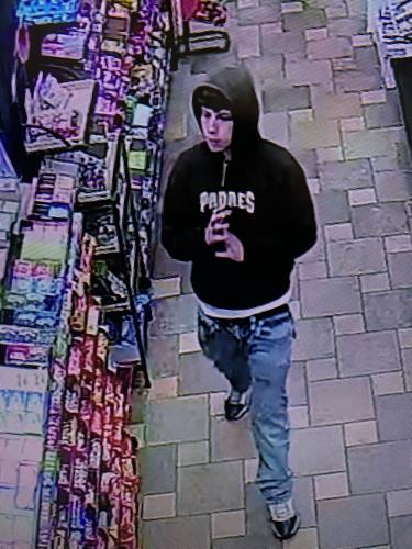 Sparks Police looking for five robbery suspects