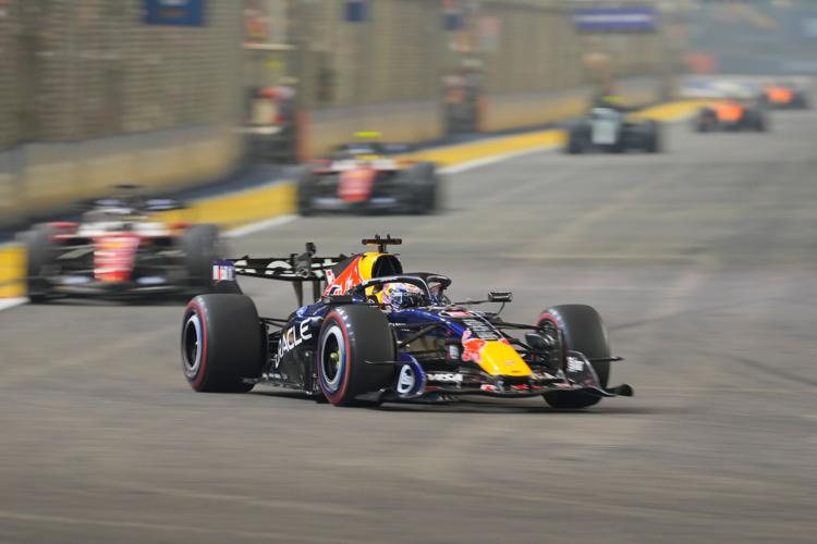 Singapore F1 GP Auto Racing