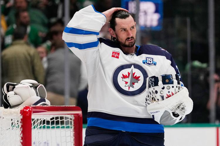 Jets Hellebuyck Trade Request Hockey