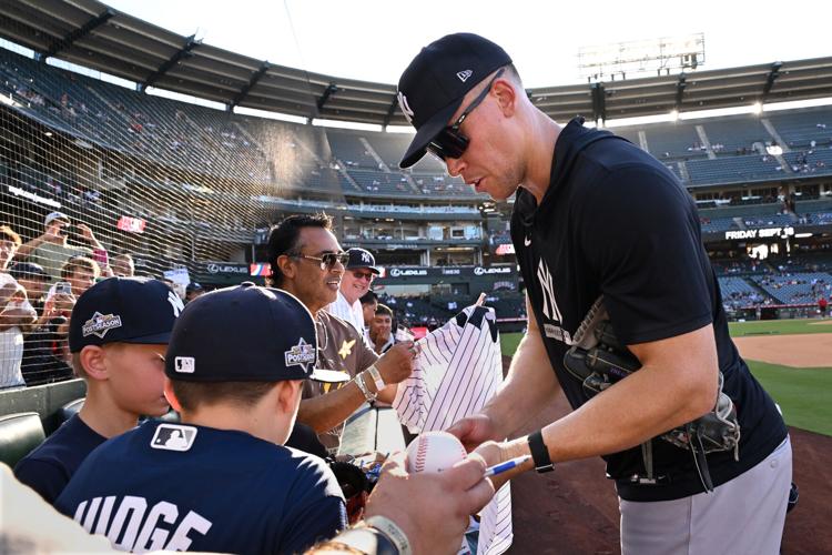 Yankees Angels Baseball