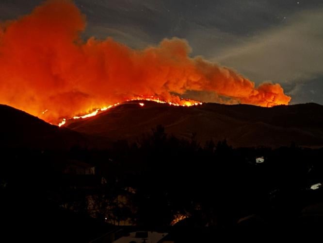 Viewer Submission - Hawk Fire from Cold Springs Zack Ullom.jpg