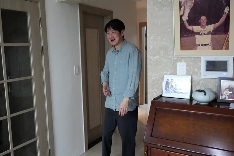 South Korea One Handed Pianist