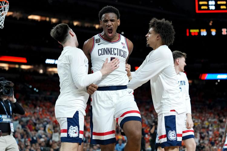 APTOPIX NCAA Illinois UConn Basketball