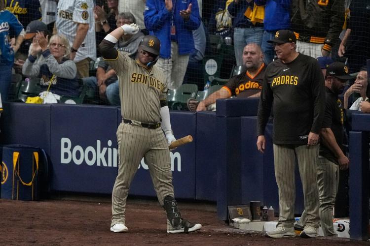 Padres Brewers Baseball