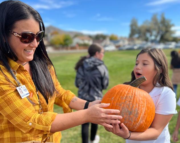 Seeliger Pumpkin Patch 2023 Teacher & Kid