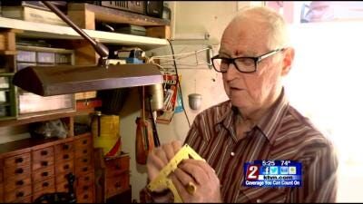 Someone 2 Know: Blind Clock Collector