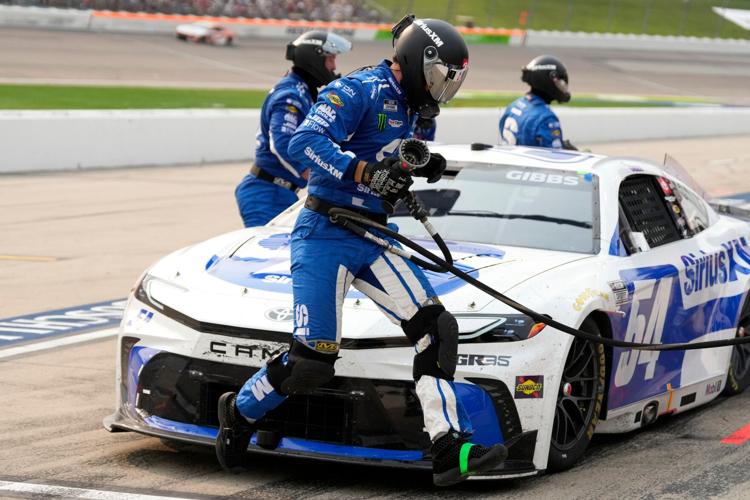 NASCAR Iowa Auto Racing