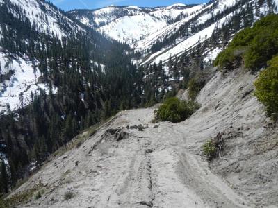 Ash Canyon Road Likely to Remain Closed Throughout 2017 