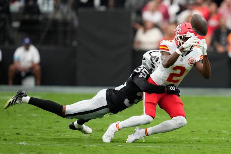 Chiefs Raiders Football